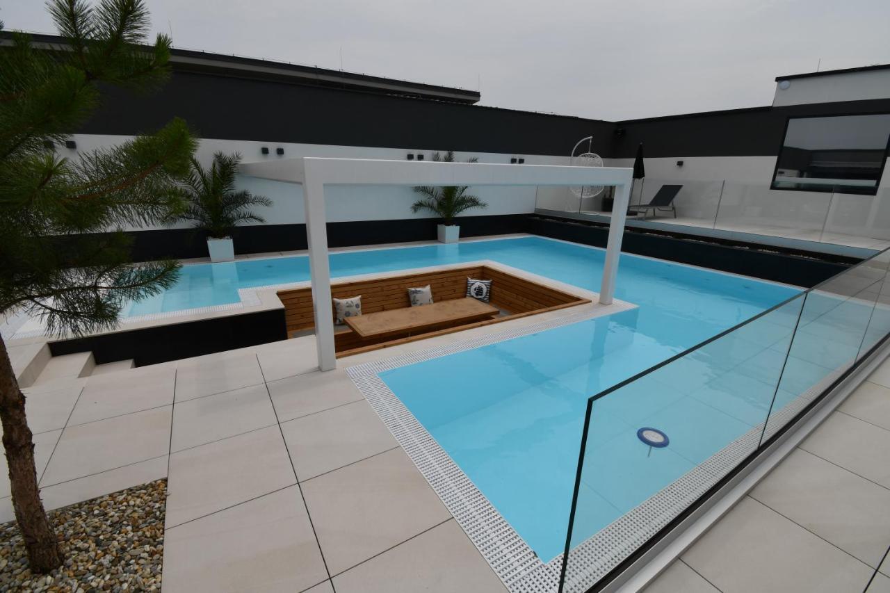 Apartmany Ladna Bagian luar foto