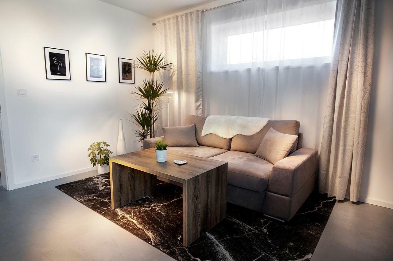 Apartmany Ladna Bagian luar foto